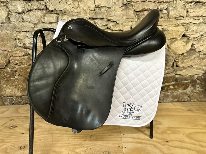 Barnsby GP17" Black Wide