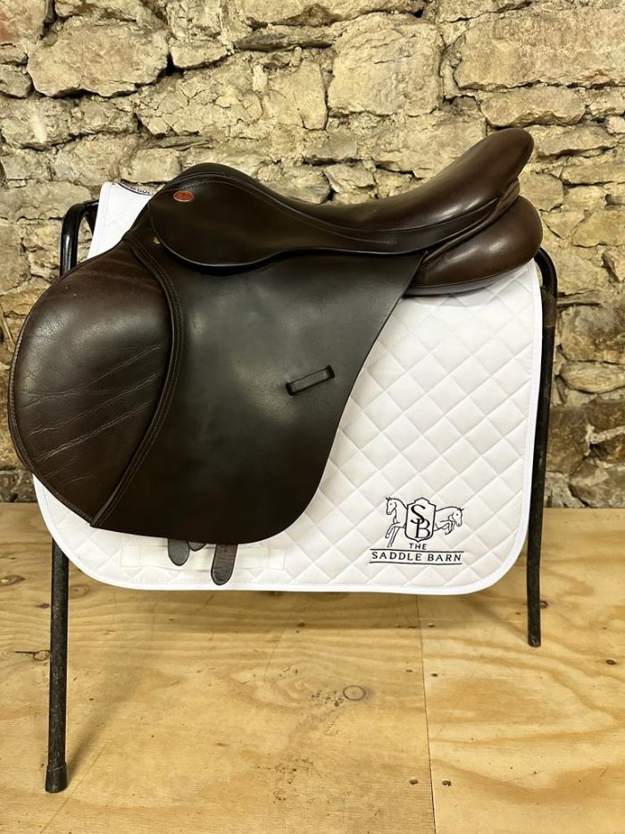 SOLD Kent & Masters Jump, Brown, 17" AdJ
