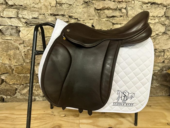 Black Country Classic, 17.5", Brown, Wide