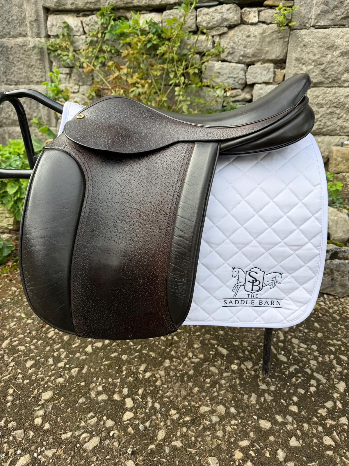 Black Country classic show 16.5” Havana Medium Wide fit
